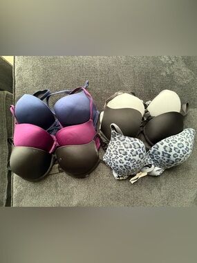 Lot of Victorias Secret bras